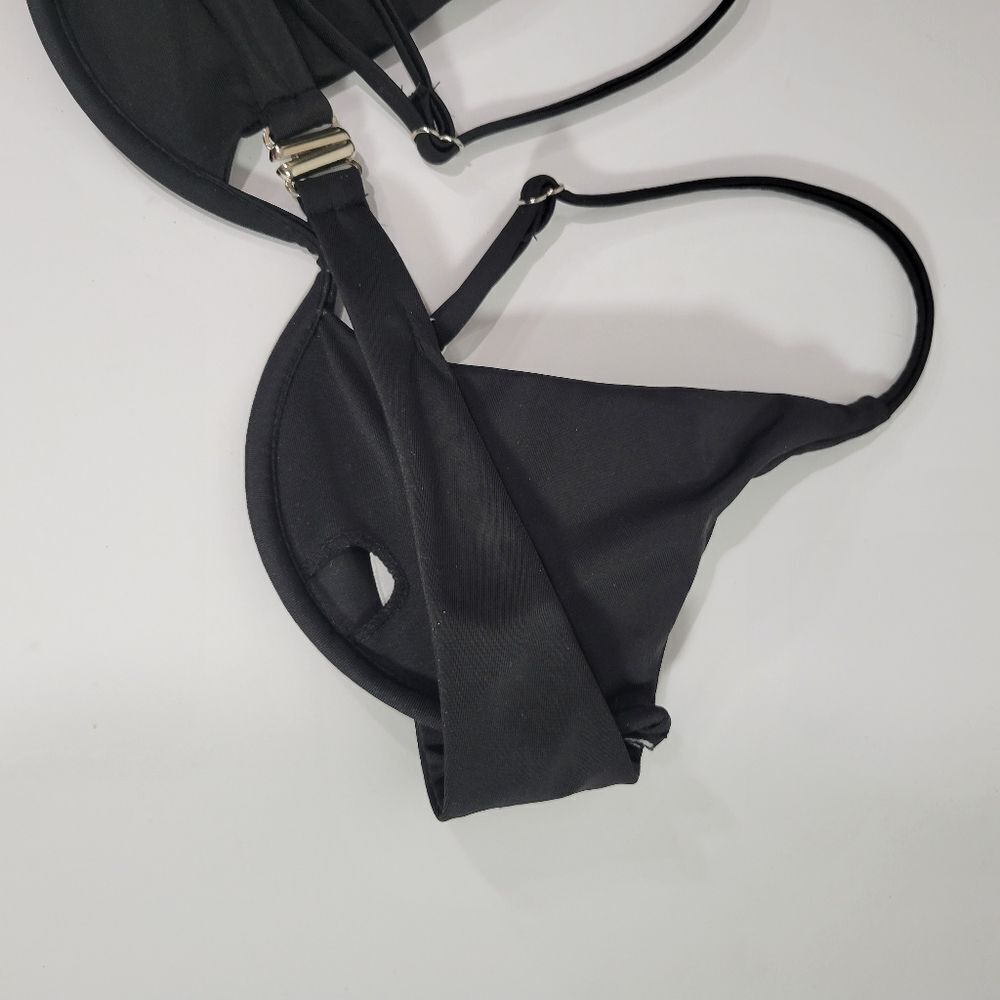 SHEIN black bikini top - Picture 6 of 11